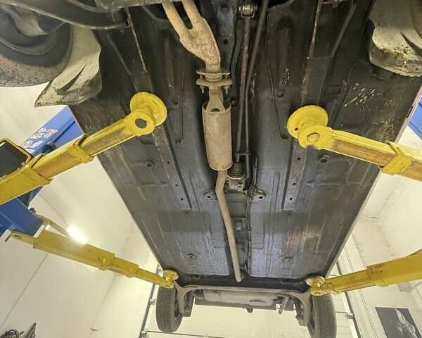 Красный ЗАЗ 1102 Таврия, объемом двигателя 1.1 л и пробегом 135 тыс. км за 700 $, фото 4 на Automoto.ua