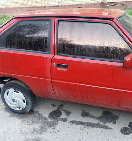 Красный ЗАЗ 1102 Таврия, объемом двигателя 1.09 л и пробегом 70 тыс. км за 1200 $, фото 2 на Automoto.ua