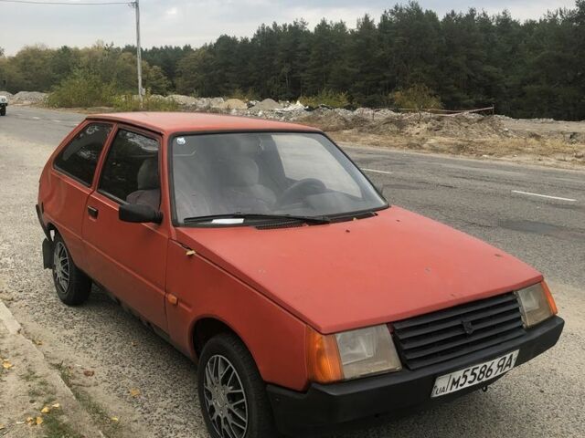 Красный ЗАЗ 1102 Таврия, объемом двигателя 1.2 л и пробегом 333 тыс. км за 357 $, фото 2 на Automoto.ua