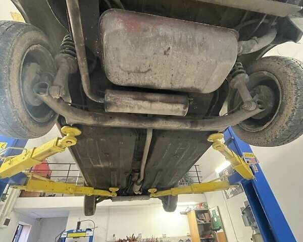 Красный ЗАЗ 1102 Таврия, объемом двигателя 1.1 л и пробегом 135 тыс. км за 700 $, фото 5 на Automoto.ua