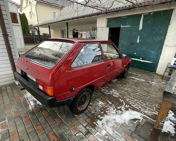 Красный ЗАЗ 1102 Таврия, объемом двигателя 1.1 л и пробегом 135 тыс. км за 700 $, фото 7 на Automoto.ua