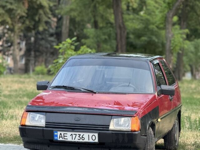 Красный ЗАЗ 1102 Таврия, объемом двигателя 1.2 л и пробегом 200 тыс. км за 500 $, фото 1 на Automoto.ua