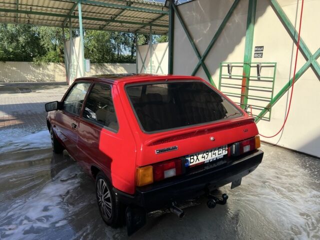 Красный ЗАЗ 1102 Таврия, объемом двигателя 1.1 л и пробегом 200 тыс. км за 1065 $, фото 3 на Automoto.ua