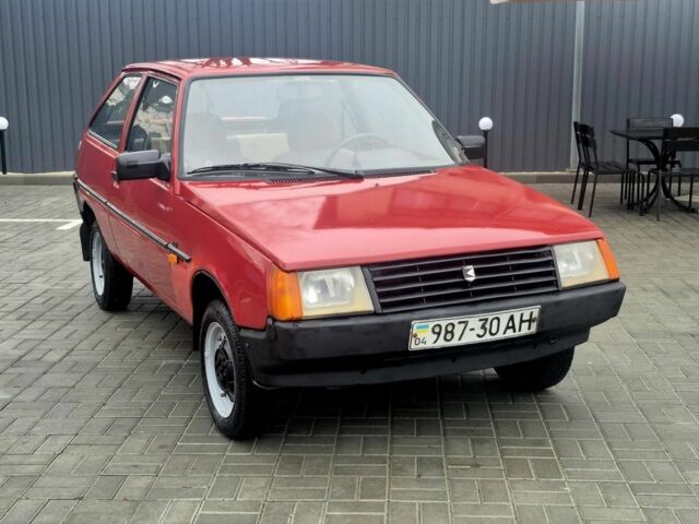 Красный ЗАЗ 1102 Таврия, объемом двигателя 1 л и пробегом 90 тыс. км за 650 $, фото 2 на Automoto.ua