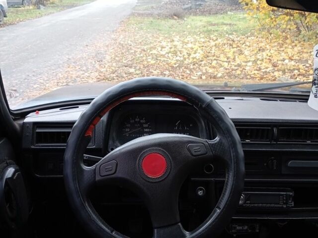 Червоний ЗАЗ 1102 Таврія, об'ємом двигуна 0 л та пробігом 71 тис. км за 666 $, фото 6 на Automoto.ua