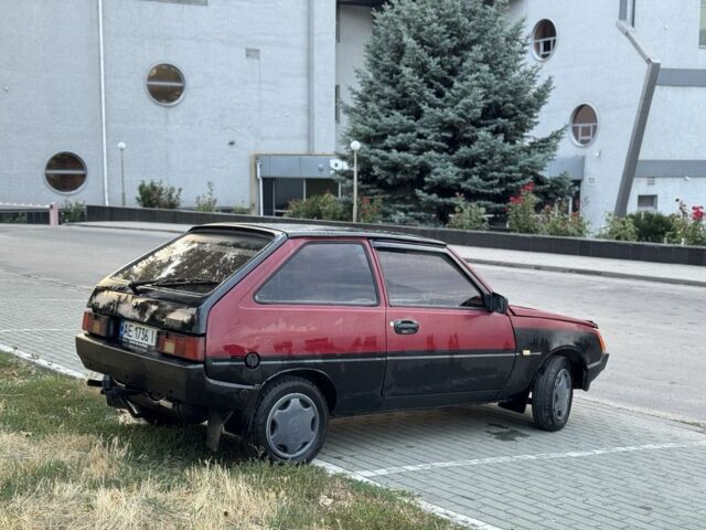 Красный ЗАЗ 1102 Таврия, объемом двигателя 1.2 л и пробегом 200 тыс. км за 500 $, фото 6 на Automoto.ua