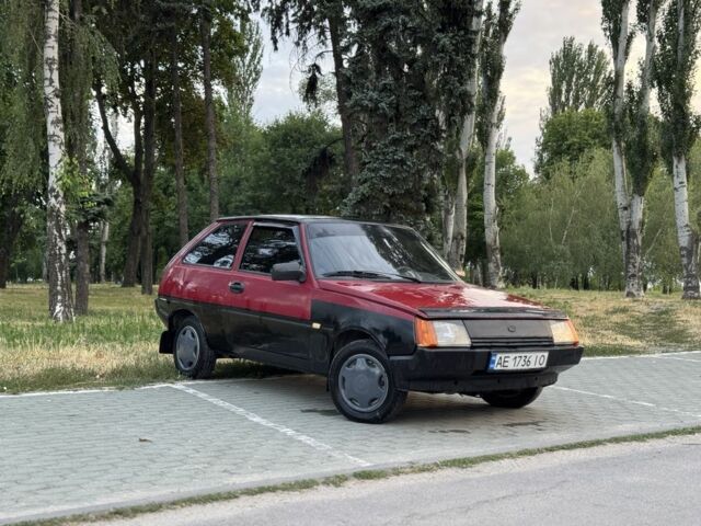 Красный ЗАЗ 1102 Таврия, объемом двигателя 1.2 л и пробегом 200 тыс. км за 500 $, фото 7 на Automoto.ua