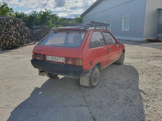 Красный ЗАЗ 1102 Таврия, объемом двигателя 1.1 л и пробегом 155 тыс. км за 24500 $, фото 4 на Automoto.ua