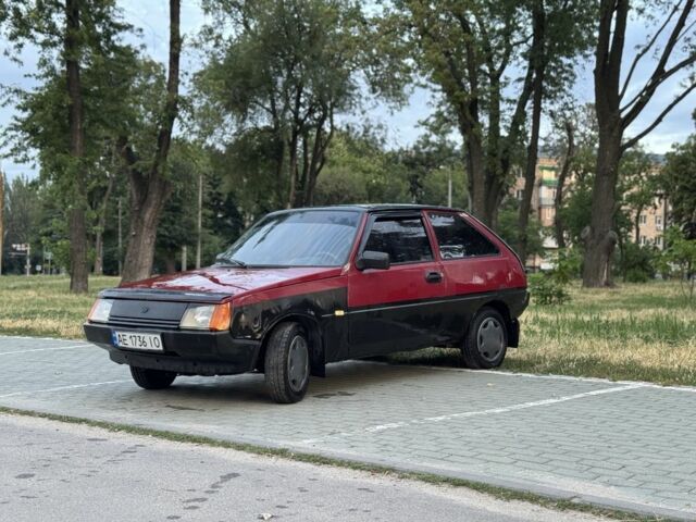 Красный ЗАЗ 1102 Таврия, объемом двигателя 1.2 л и пробегом 200 тыс. км за 500 $, фото 3 на Automoto.ua