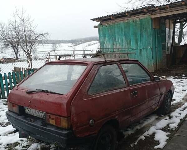 Красный ЗАЗ 1102 Таврия, объемом двигателя 1.1 л и пробегом 300 тыс. км за 200 $, фото 3 на Automoto.ua