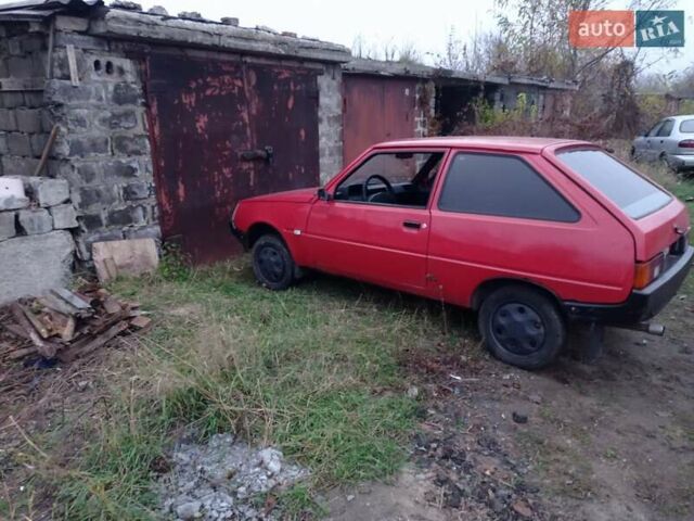 Красный ЗАЗ 1102 Таврия, объемом двигателя 1.1 л и пробегом 198 тыс. км за 828 $, фото 6 на Automoto.ua