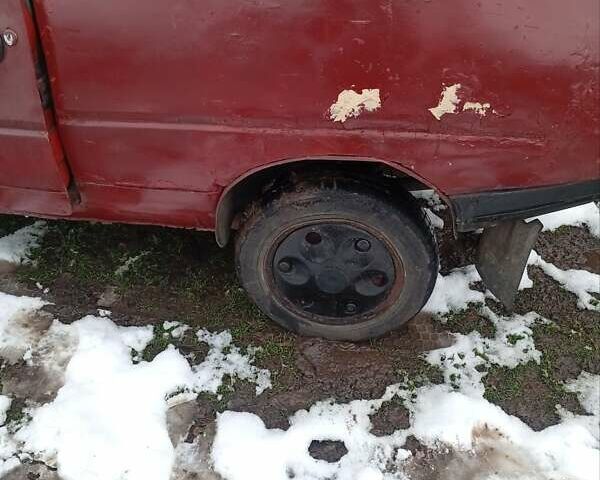 Красный ЗАЗ 1102 Таврия, объемом двигателя 1.1 л и пробегом 300 тыс. км за 200 $, фото 13 на Automoto.ua