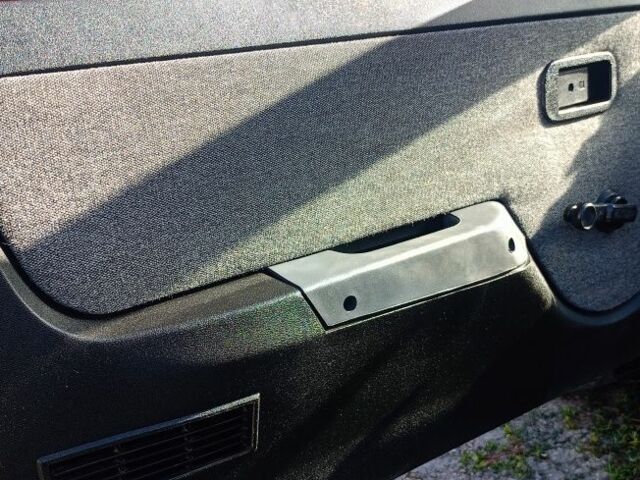 Красный ЗАЗ 1102 Таврия, объемом двигателя 1.1 л и пробегом 160 тыс. км за 511 $, фото 5 на Automoto.ua