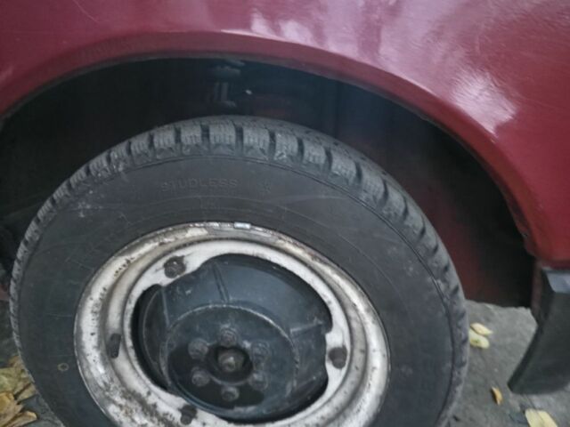 Красный ЗАЗ 1102 Таврия, объемом двигателя 1.2 л и пробегом 130 тыс. км за 355 $, фото 7 на Automoto.ua