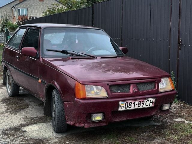 Красный ЗАЗ 1102 Таврия, объемом двигателя 1.1 л и пробегом 777 тыс. км за 473 $, фото 1 на Automoto.ua