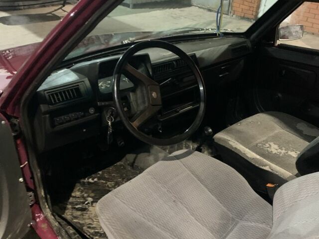 Красный ЗАЗ 1102 Таврия, объемом двигателя 1.1 л и пробегом 100 тыс. км за 500 $, фото 4 на Automoto.ua