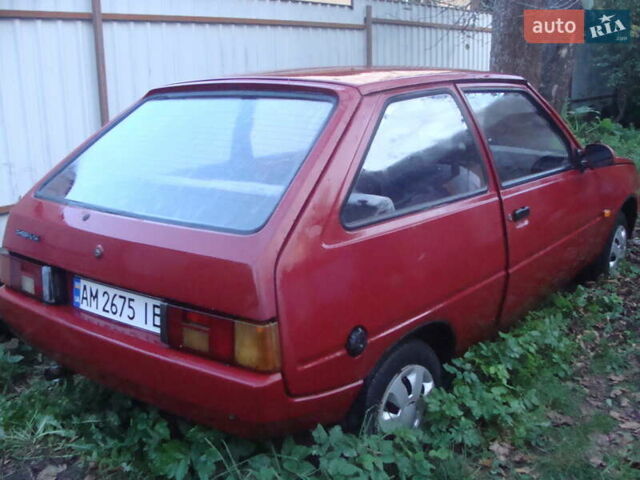 Красный ЗАЗ 1102 Таврия, объемом двигателя 1.2 л и пробегом 180 тыс. км за 240 $, фото 3 на Automoto.ua