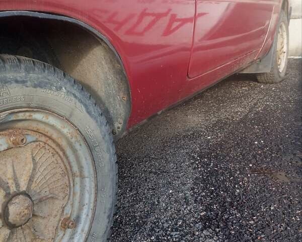 Красный ЗАЗ 1102 Таврия, объемом двигателя 1.1 л и пробегом 10 тыс. км за 471 $, фото 4 на Automoto.ua