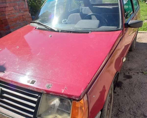 Красный ЗАЗ 1102 Таврия, объемом двигателя 1.2 л и пробегом 78 тыс. км за 600 $, фото 5 на Automoto.ua