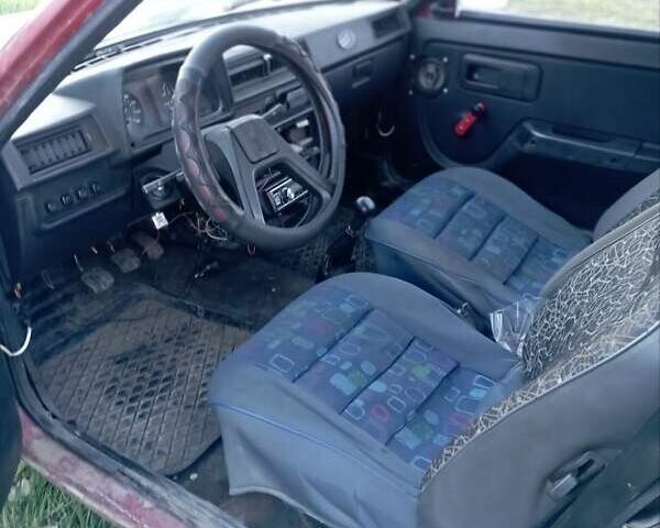 Червоний ЗАЗ 1102 Таврія, об'ємом двигуна 1.09 л та пробігом 143 тис. км за 850 $, фото 4 на Automoto.ua