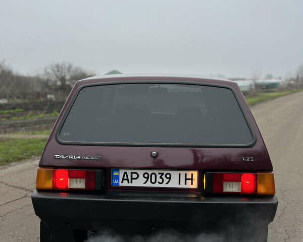 Красный ЗАЗ 1102 Таврия, объемом двигателя 1.2 л и пробегом 101 тыс. км за 1500 $, фото 9 на Automoto.ua