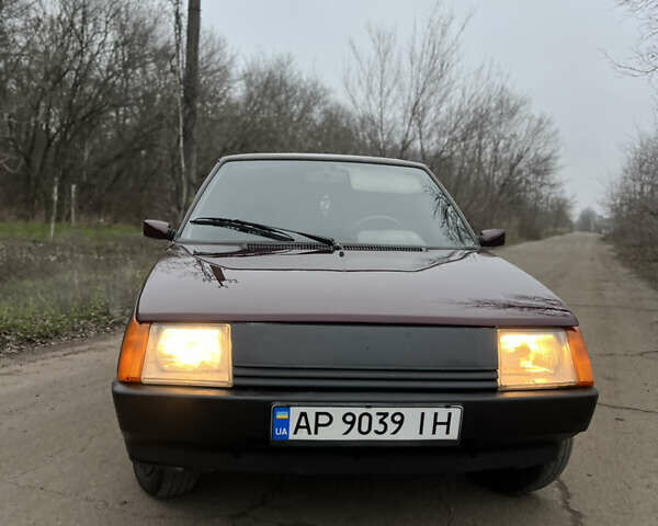 Красный ЗАЗ 1102 Таврия, объемом двигателя 1.2 л и пробегом 101 тыс. км за 1500 $, фото 2 на Automoto.ua