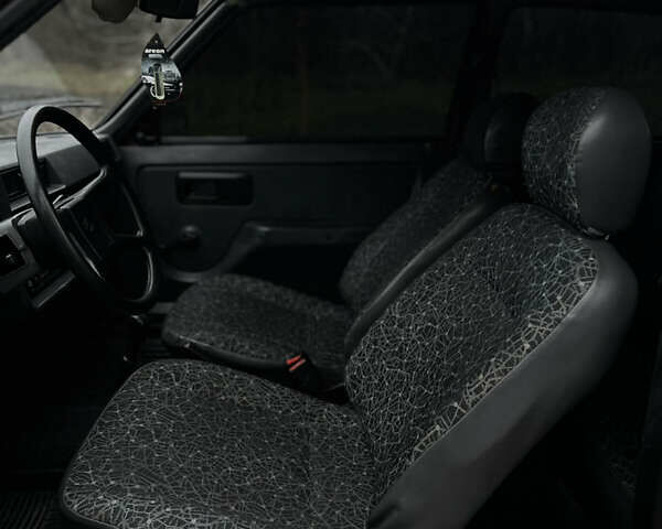 Красный ЗАЗ 1102 Таврия, объемом двигателя 1.2 л и пробегом 101 тыс. км за 1500 $, фото 12 на Automoto.ua