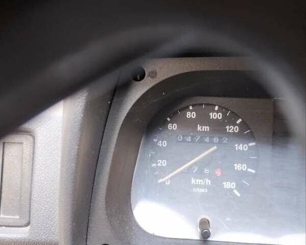 Красный ЗАЗ 1102 Таврия, объемом двигателя 1.1 л и пробегом 48 тыс. км за 900 $, фото 4 на Automoto.ua