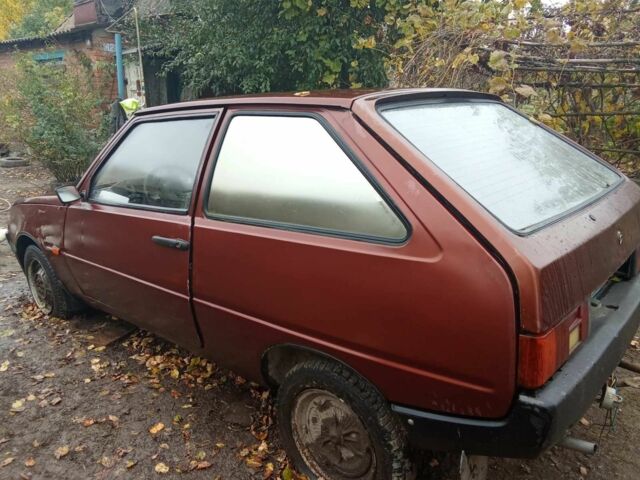 Красный ЗАЗ 1102 Таврия, объемом двигателя 0 л и пробегом 100 тыс. км за 480 $, фото 2 на Automoto.ua