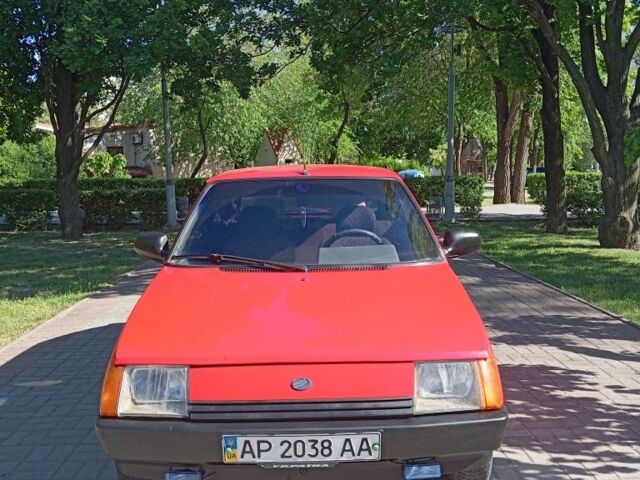 Красный ЗАЗ 1102 Таврия, объемом двигателя 1.1 л и пробегом 111 тыс. км за 1150 $, фото 2 на Automoto.ua