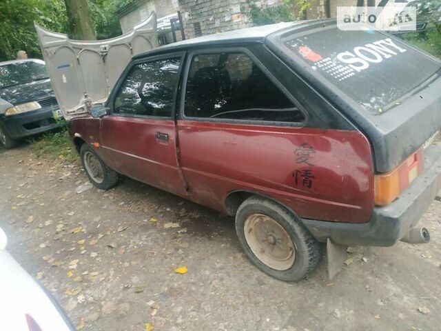 Красный ЗАЗ 1102 Таврия, объемом двигателя 1.2 л и пробегом 140 тыс. км за 554 $, фото 5 на Automoto.ua