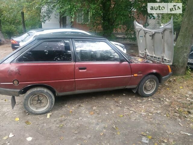 Красный ЗАЗ 1102 Таврия, объемом двигателя 1.2 л и пробегом 140 тыс. км за 554 $, фото 4 на Automoto.ua