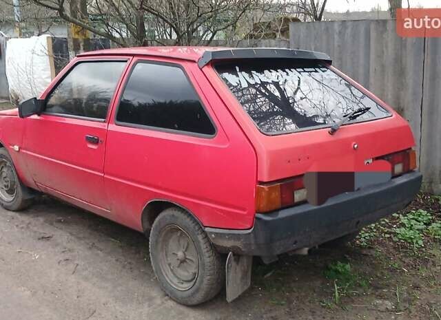 Красный ЗАЗ 1102 Таврия, объемом двигателя 1.1 л и пробегом 50 тыс. км за 700 $, фото 5 на Automoto.ua
