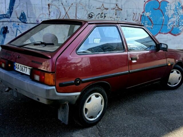 Красный ЗАЗ 1102 Таврия, объемом двигателя 1.1 л и пробегом 111 тыс. км за 1500 $, фото 1 на Automoto.ua