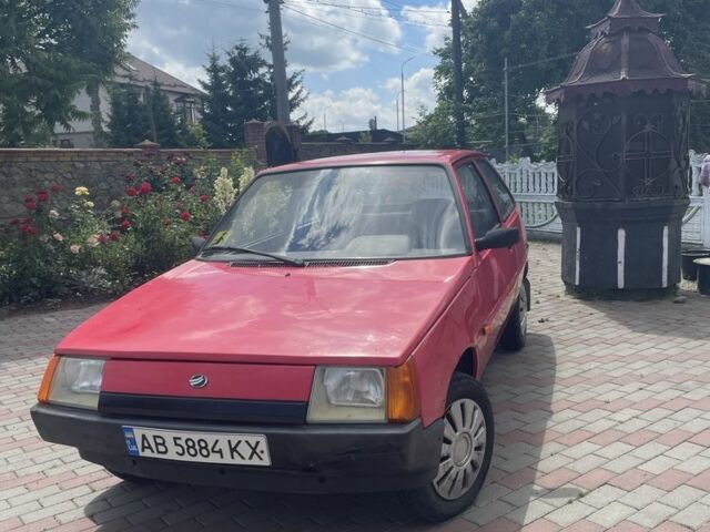 Красный ЗАЗ 1102 Таврия, объемом двигателя 1.1 л и пробегом 22 тыс. км за 700 $, фото 1 на Automoto.ua