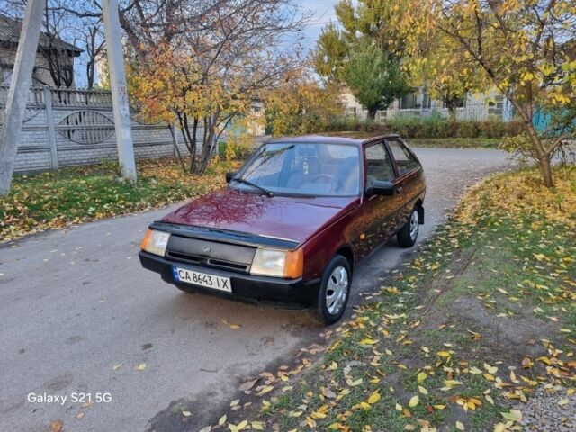 Красный ЗАЗ 1102 Таврия, объемом двигателя 1.1 л и пробегом 155 тыс. км за 1099 $, фото 13 на Automoto.ua