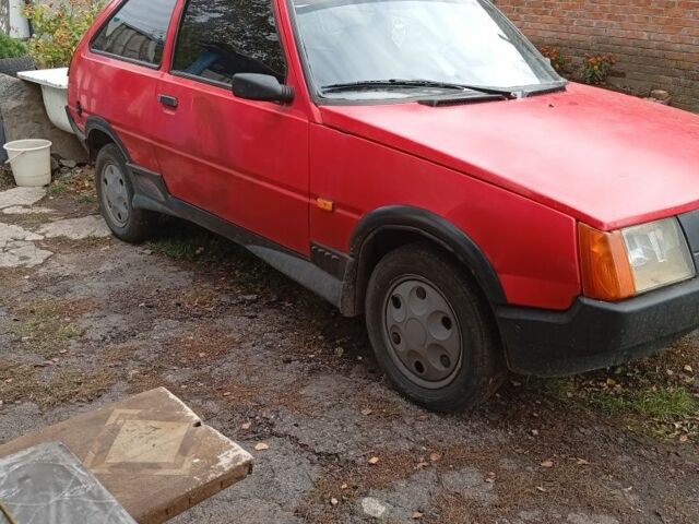 Красный ЗАЗ 1102 Таврия, объемом двигателя 1.1 л и пробегом 246 тыс. км за 360 $, фото 4 на Automoto.ua
