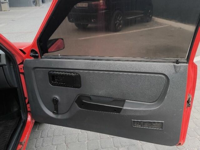 Красный ЗАЗ 1102 Таврия, объемом двигателя 1.1 л и пробегом 146 тыс. км за 400 $, фото 18 на Automoto.ua