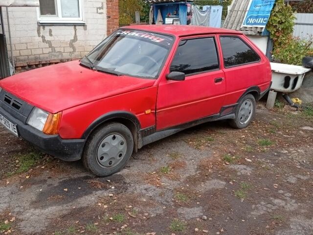 Красный ЗАЗ 1102 Таврия, объемом двигателя 1.1 л и пробегом 246 тыс. км за 360 $, фото 5 на Automoto.ua