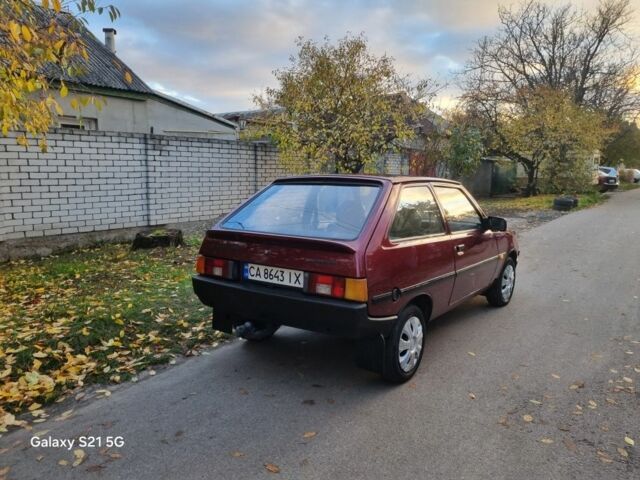 Красный ЗАЗ 1102 Таврия, объемом двигателя 1.1 л и пробегом 155 тыс. км за 1099 $, фото 10 на Automoto.ua