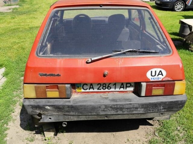 Красный ЗАЗ 1102 Таврия, объемом двигателя 0 л и пробегом 100 тыс. км за 194 $, фото 3 на Automoto.ua