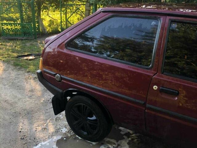 Красный ЗАЗ 1102 Таврия, объемом двигателя 1.2 л и пробегом 115 тыс. км за 700 $, фото 4 на Automoto.ua