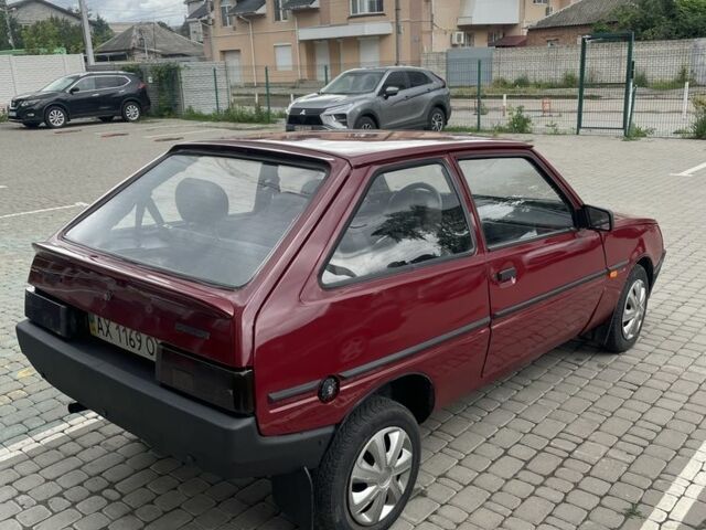 Червоний ЗАЗ 1102 Таврія, об'ємом двигуна 1.2 л та пробігом 100 тис. км за 799 $, фото 4 на Automoto.ua