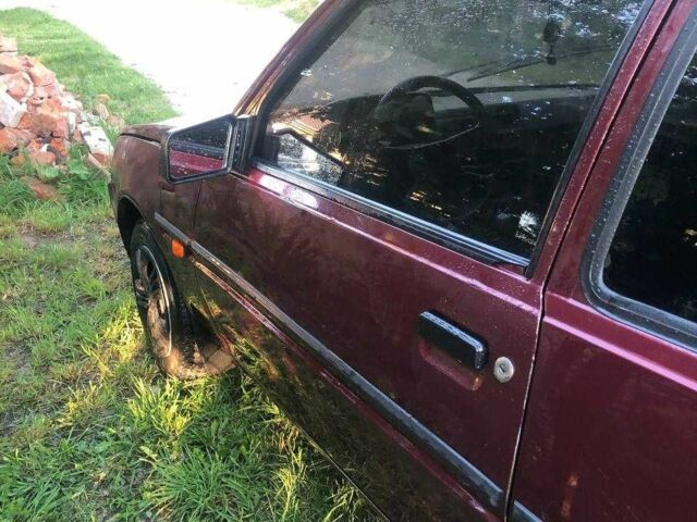 Красный ЗАЗ 1102 Таврия, объемом двигателя 1.2 л и пробегом 115 тыс. км за 700 $, фото 7 на Automoto.ua