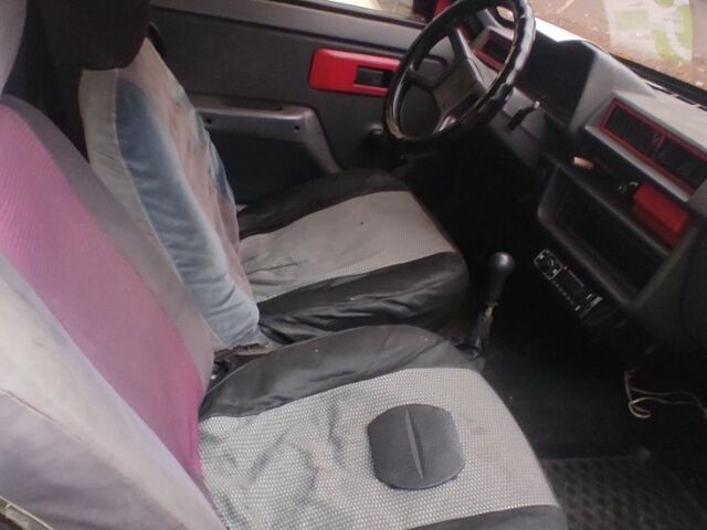 Червоний ЗАЗ 1102 Таврія, об'ємом двигуна 1.1 л та пробігом 150 тис. км за 476 $, фото 3 на Automoto.ua