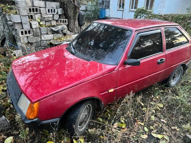 Красный ЗАЗ 1102 Таврия, объемом двигателя 0 л и пробегом 123 тыс. км за 601 $, фото 3 на Automoto.ua