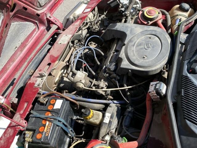 Красный ЗАЗ 1102 Таврия, объемом двигателя 1.2 л и пробегом 250 тыс. км за 750 $, фото 8 на Automoto.ua