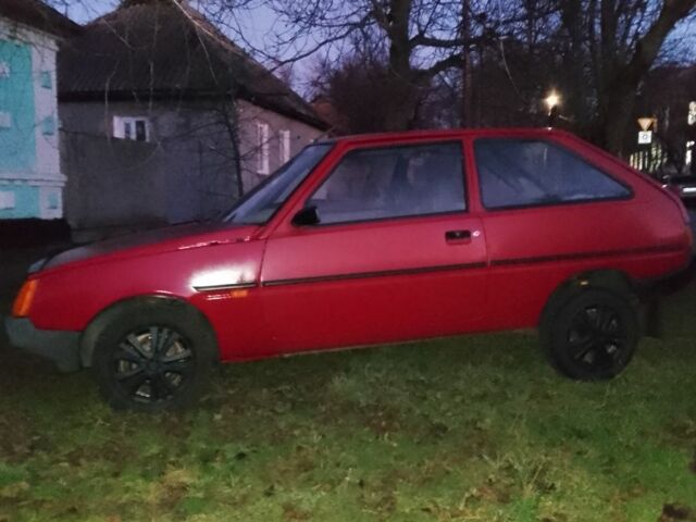 Червоний ЗАЗ 1102 Таврія, об'ємом двигуна 1.2 л та пробігом 100 тис. км за 1000 $, фото 5 на Automoto.ua