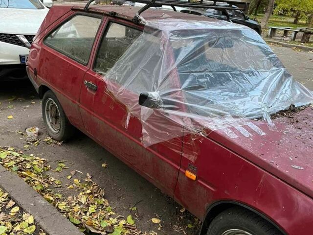 Красный ЗАЗ 1102 Таврия, объемом двигателя 1.2 л и пробегом 260 тыс. км за 191 $, фото 2 на Automoto.ua