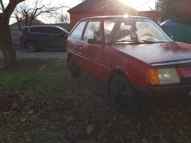 Червоний ЗАЗ 1102 Таврія, об'ємом двигуна 1.2 л та пробігом 100 тис. км за 1000 $, фото 4 на Automoto.ua